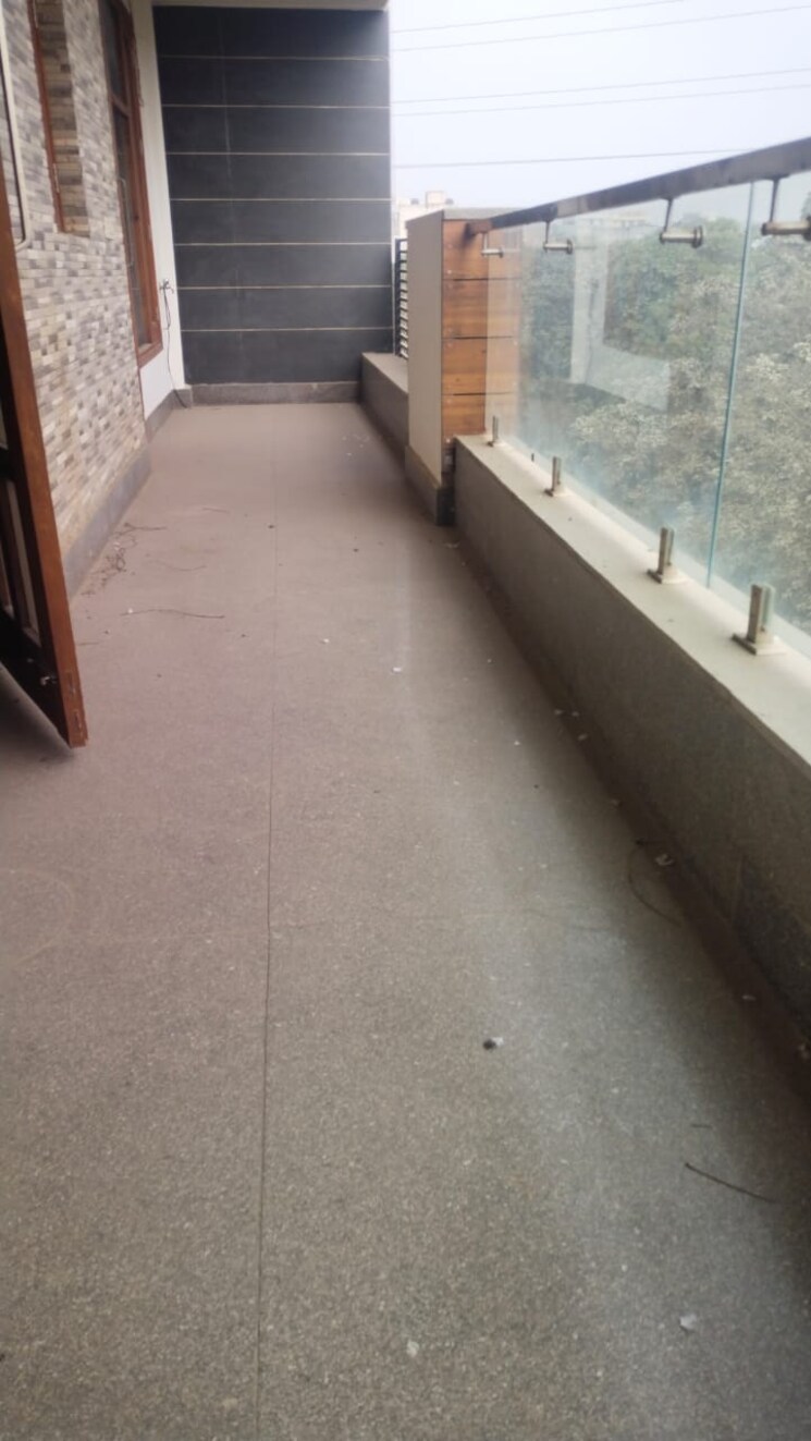Balcony, housing-board-colony-sector-51 3 Bedroom 1800 Sq.Ft. Builder Floor In Sector 51 Gurgaon 9787045