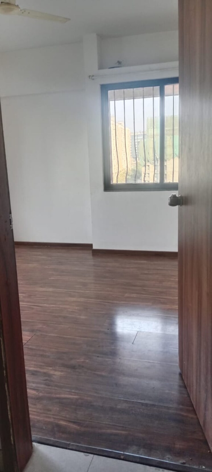 Room, atul-western-hills-phase-2 1.5 Bedroom 700 Sq.Ft. Apartment In Baner Pune 9787268