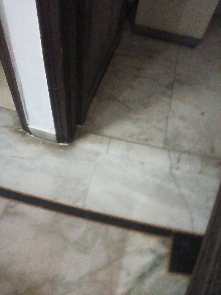 Room, east of kailash 2 Bedroom 1300 Sq.Ft. Builder Floor In East Of Kailash Delhi 9787269