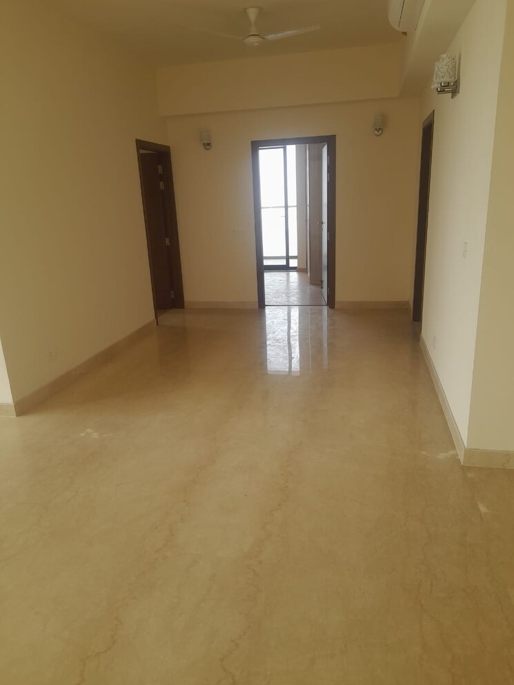 Room, m3m-latitude 3.5 Bedroom 2450 Sq.Ft. Apartment In Sector 65 Gurgaon 9787277