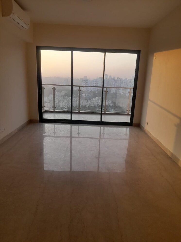 Room, m3m-latitude 3.5 Bedroom 2450 Sq.Ft. Apartment In Sector 65 Gurgaon 9787277