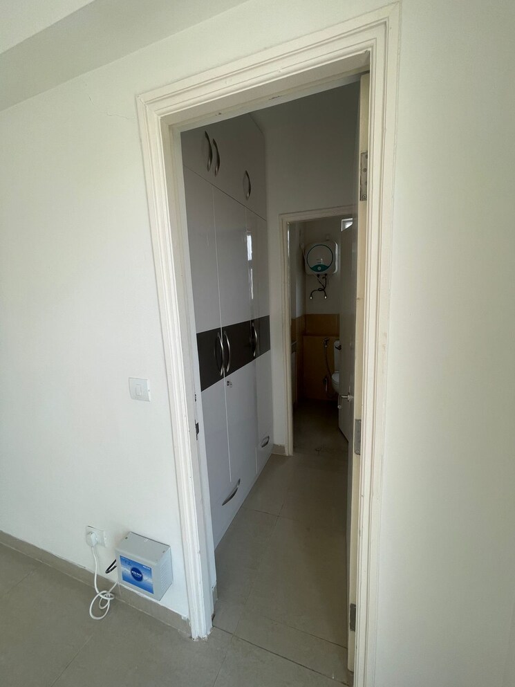 Other, emaar-emerald-floors-premier 3.5 Bedroom 1600 Sq.Ft. Apartment In Sector 65 Gurgaon 9787314