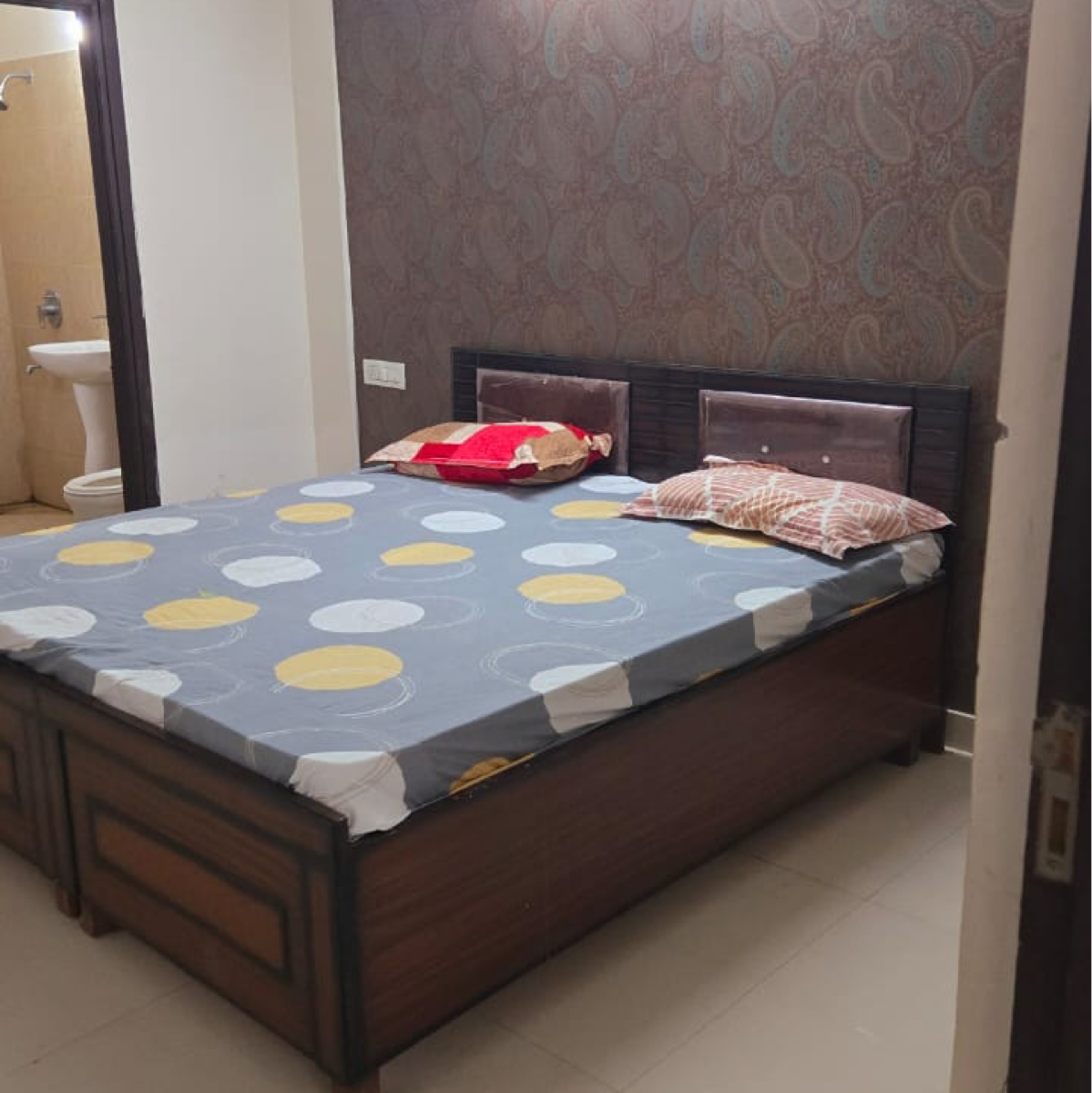 Bedroom, motia-royal-citi-apartments 3 Bedroom 1910 Sq.Ft. Apartment In Nagla Road Zirakpur 9787325
