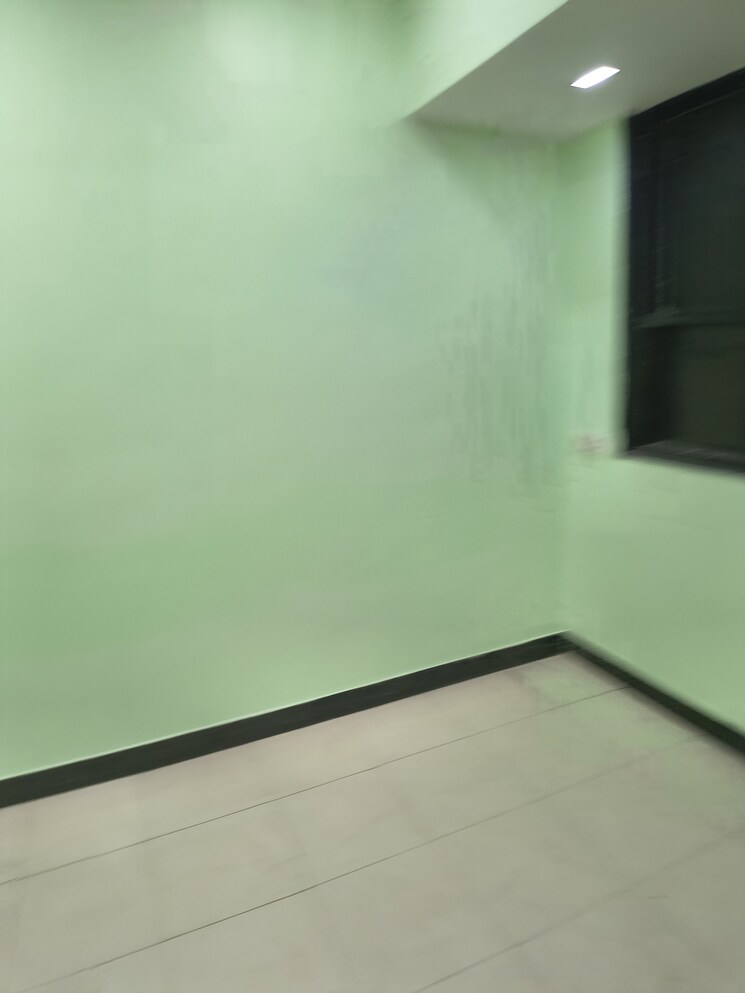 Room, kurla east 1 Bedroom 400 Sq.Ft. Apartment In Kurla East Mumbai 9787431