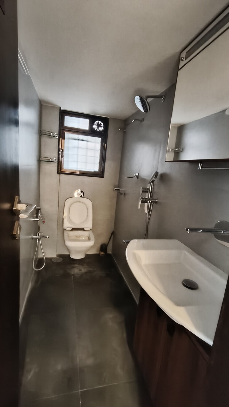 Master Bedroom, abhishek-chs-dadar 2 Bedroom 800 Sq.Ft. Apartment In Dadar West Mumbai 9787527