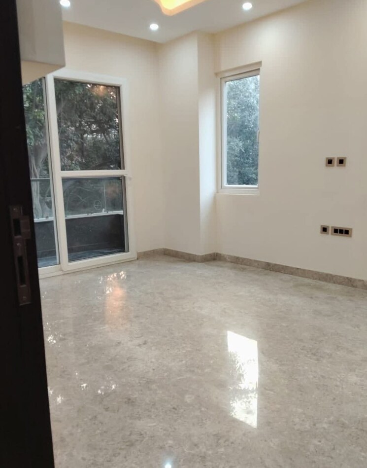 Room, saket 3 Bedroom 1500 Sq.Ft. Builder Floor In Saket Delhi 9787457