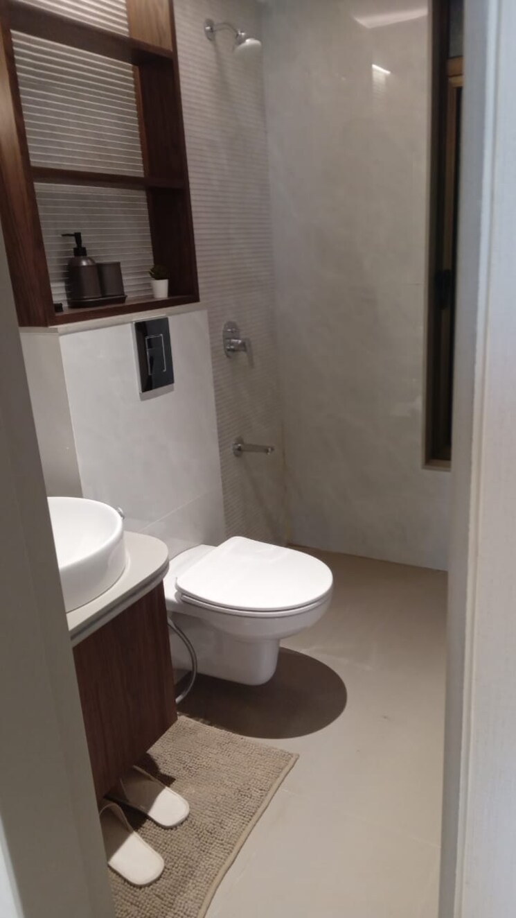 Bathroom, bhavani shankar road 2 Bedroom 810 Sq.Ft. Apartment In Bhavani Shankar Road Mumbai 9787476