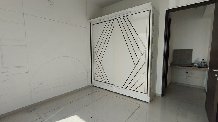 Room, peninsula-celestia-spaces 2 Bedroom 840 Sq.Ft. Apartment In Parel Mumbai 9787548