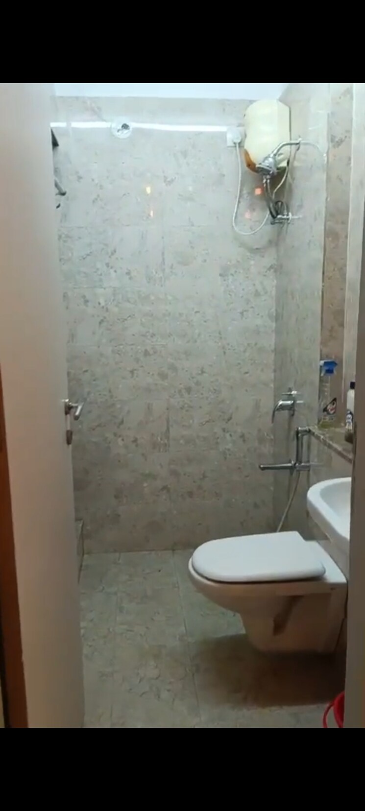 Bathroom, sheth-vasant-oasis 1 Bedroom 473 Sq.Ft. Apartment In Andheri East Mumbai 9787582