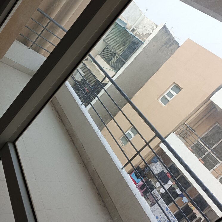 Balcony, bptp-park-81 3.5 Bedroom 300 Sq.Yd. Builder Floor In Sector 81 Faridabad 9787727