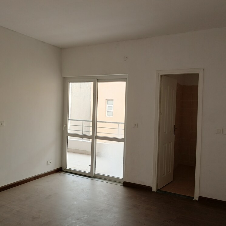 Room, bptp-park-81 3.5 Bedroom 300 Sq.Yd. Builder Floor In Sector 81 Faridabad 9787727