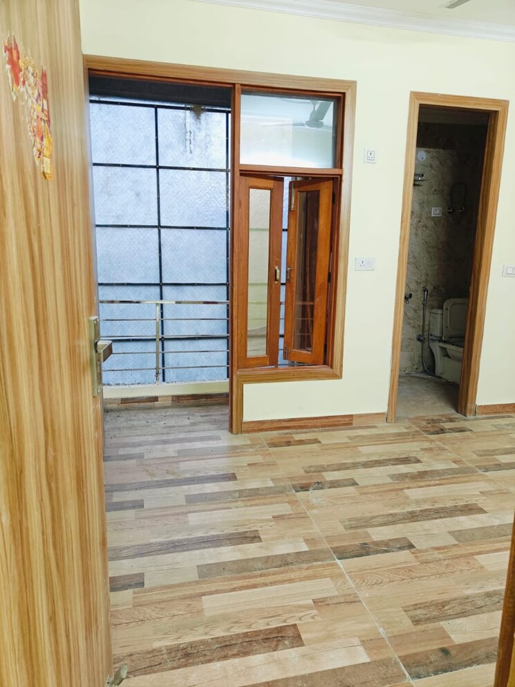 Room, saket 1 Bedroom 500 Sq.Ft. Builder Floor In Saket Delhi 9787734