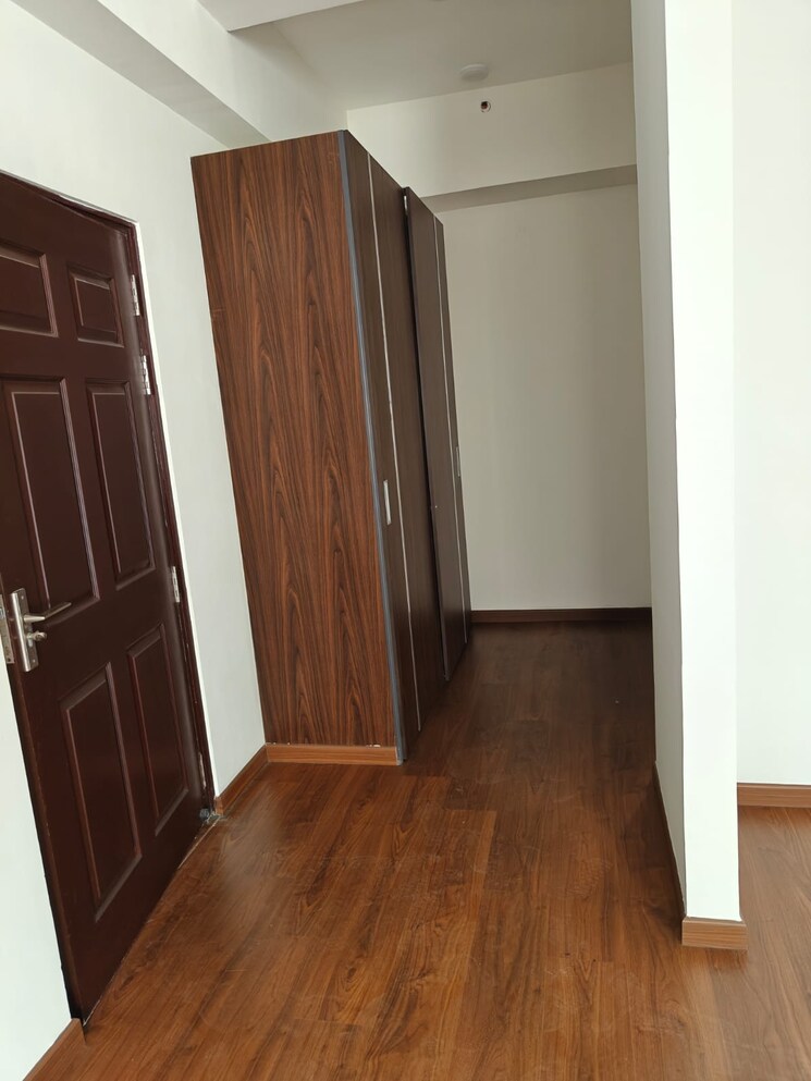 Room, rwa-apartments-sector-40 3 Bedroom 3500 Sq.Ft. Builder Floor In Sector 40 Noida 9787838