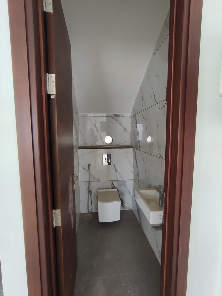 Bathroom, hallmark-county 4 Bedroom 4280 Sq.Ft. Villa In Osman Nagar Hyderabad 9787860