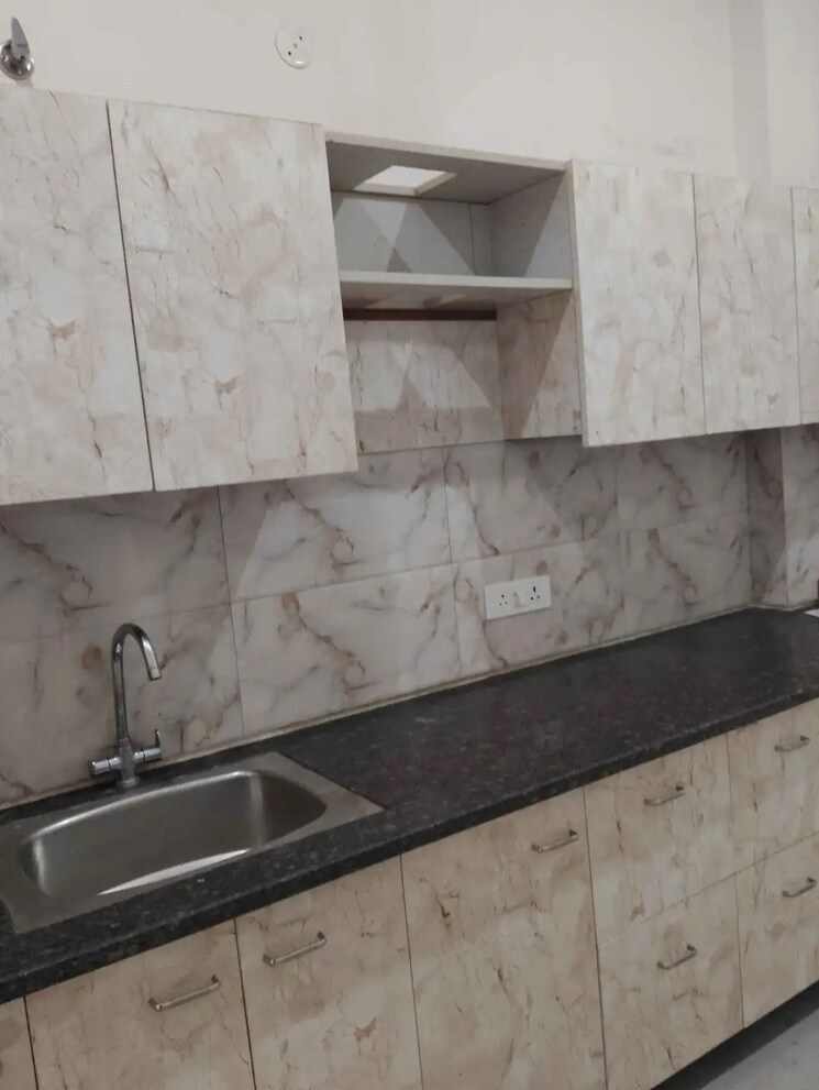 Kitchen, gomti nagar 2 Bedroom 1400 Sq.Ft. Independent House In Gomti Nagar Lucknow 9787962