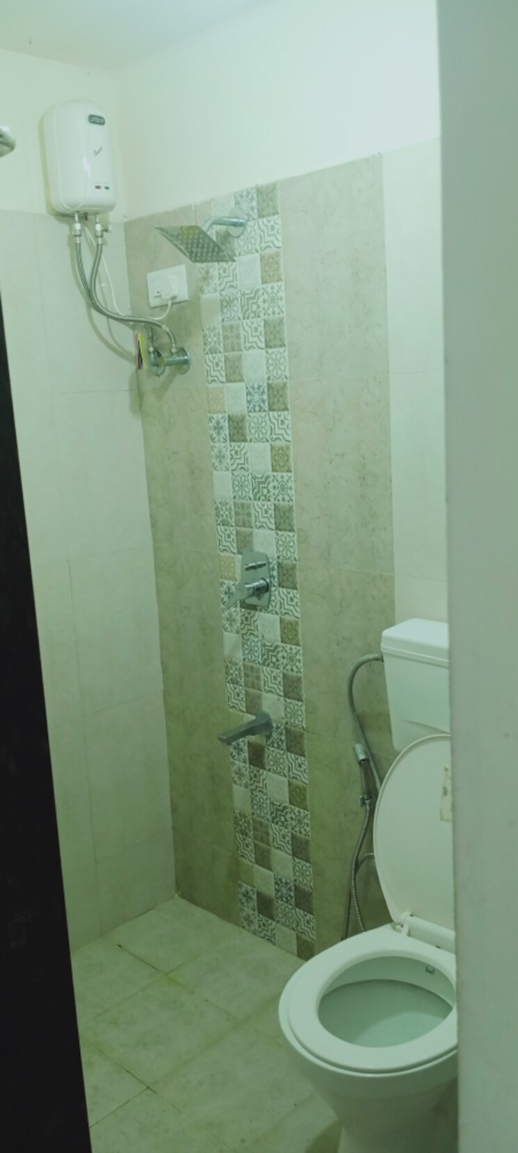 Bathroom, bindra-complex 2 Bedroom 1000 Sq.Ft. Apartment In Andheri East Mumbai 9788055