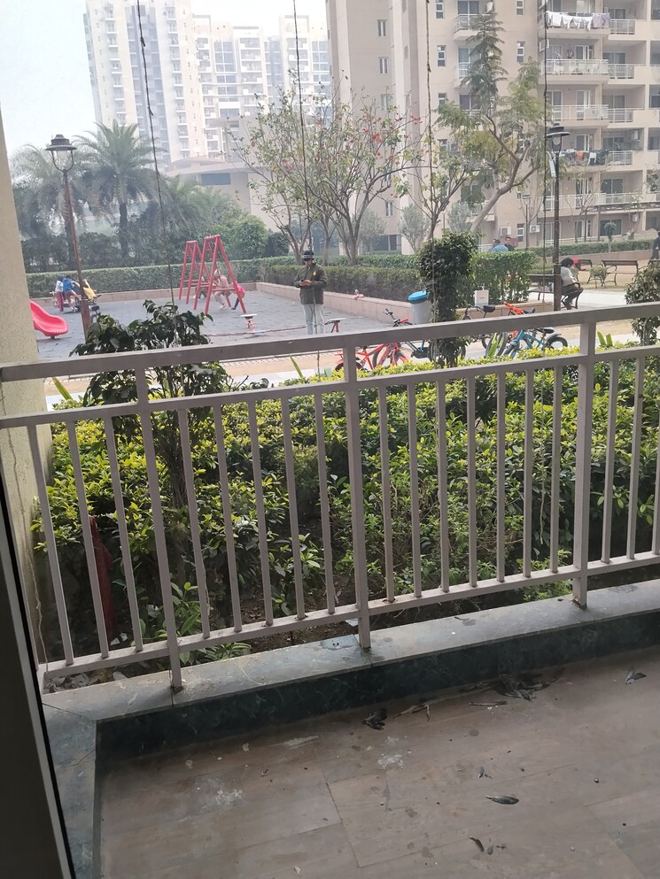 Balcony, bptp-spacio 2 Bedroom 1000 Sq.Ft. Apartment In Sector 37d Gurgaon 9788093