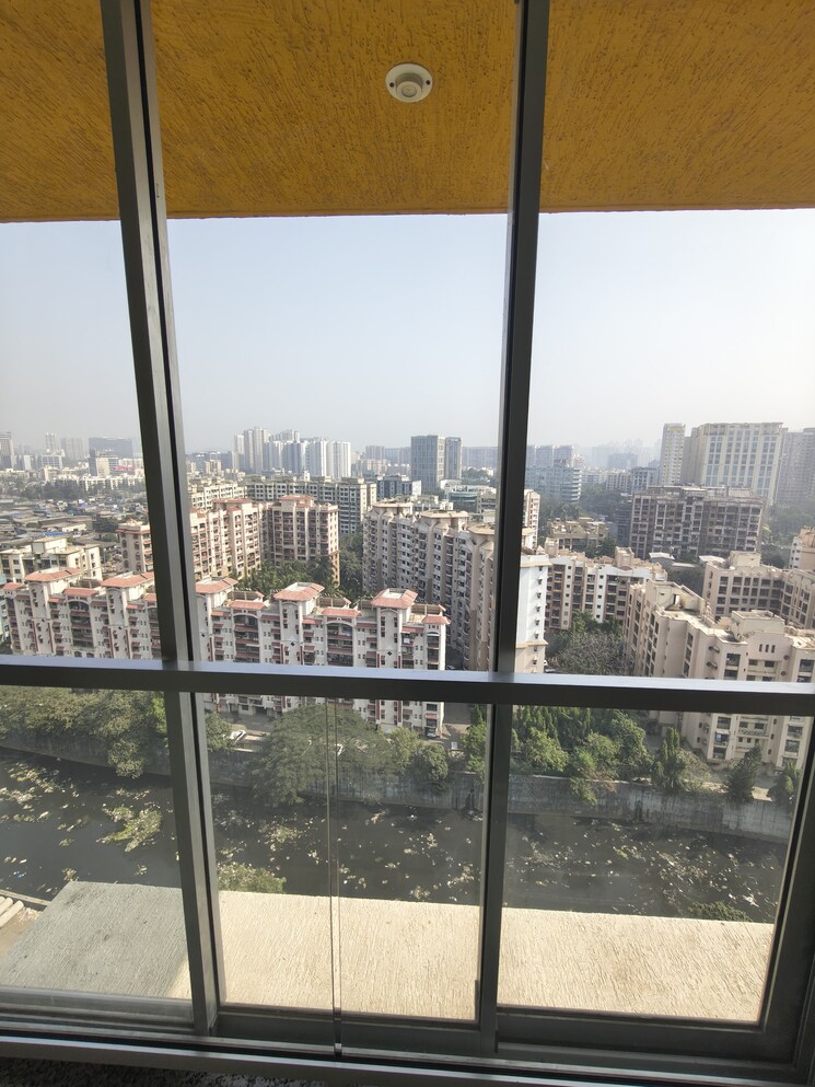 Balcony, naman-premier 1 Bedroom 550 Sq.Ft. Apartment In Andheri East Mumbai 9788135