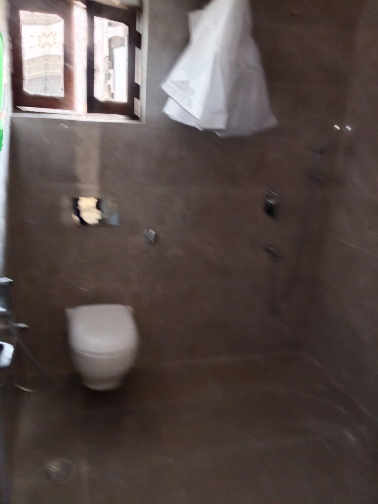 Bathroom, rwa-apartments-sector-26 3 Bedroom 2501 Sq.Ft. Apartment In Sector 26 Noida 9788146