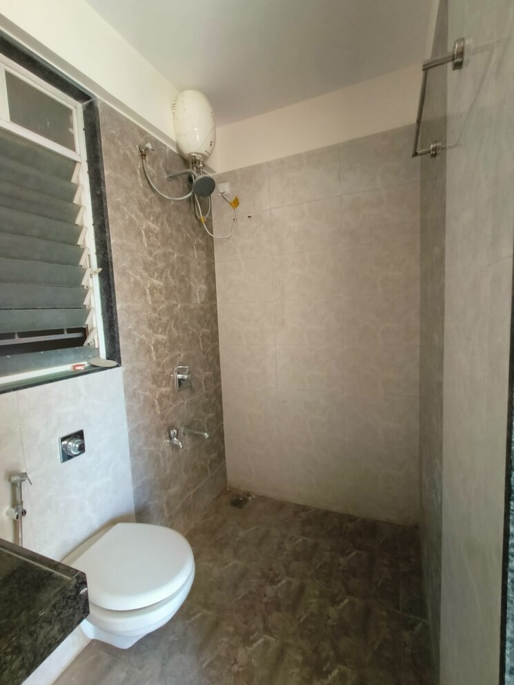 Bathroom, pristine-equilife-homes 2 Bedroom 588 Sq.Ft. Apartment In Mahalunge Ingale Pune 9788224