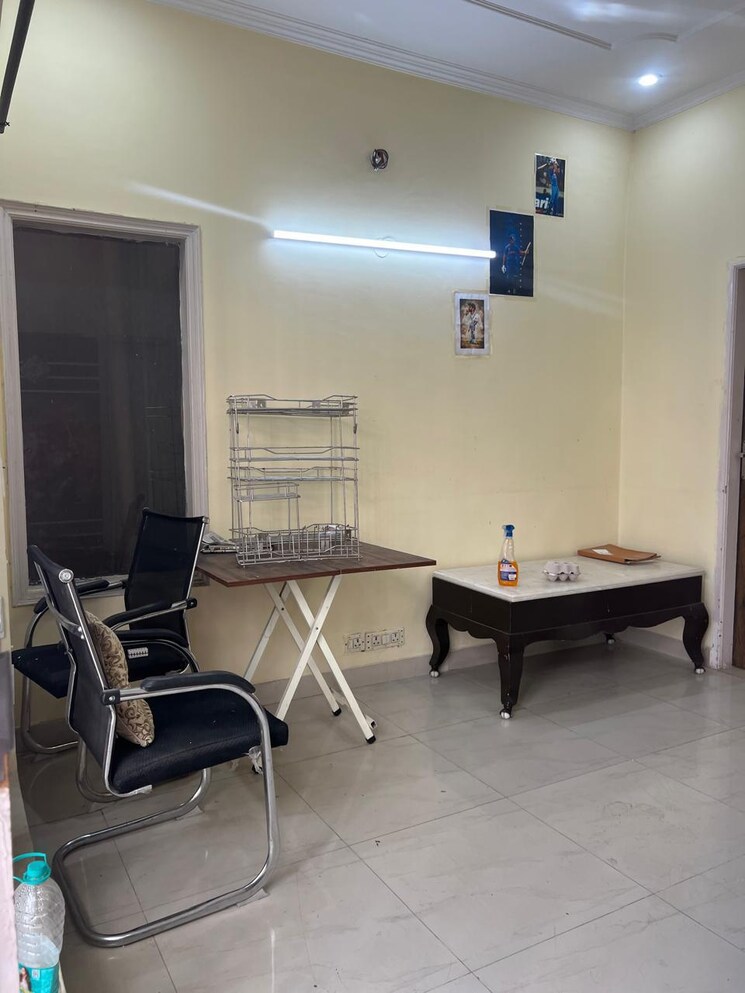 Team Area, ansal-royale-casa 2 Bedroom 1200 Sq.Ft. Builder Floor In Sector 55 Gurgaon 9788275