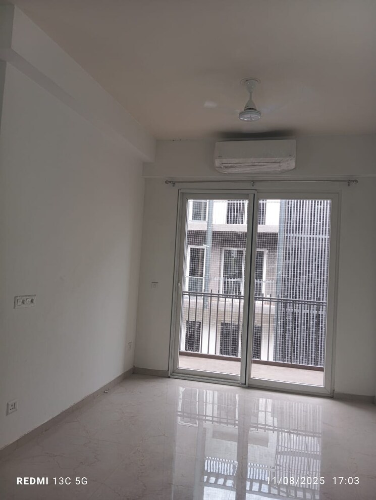 Room, smart-world-orchard 3 Bedroom 1595 Sq.Ft. Apartment In Sector 61 Gurgaon 9788309