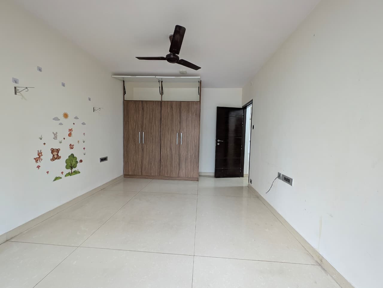 Bedroom, rna-continental 3 Bedroom 1690 Sq.Ft. Apartment In Chembur Mumbai 9788322