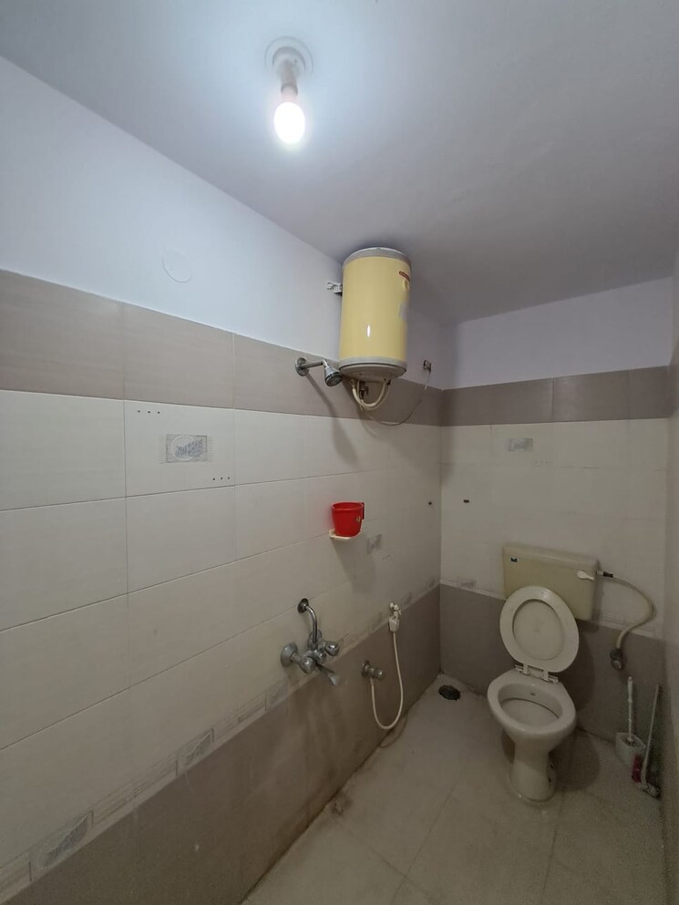 Bathroom, ombr layout 3 Bedroom 1200 Sq.Ft. Independent House In Ombr Layout Bangalore 9788345