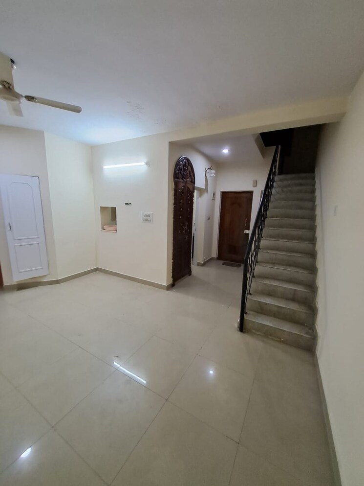 Room, ombr layout 3 Bedroom 1200 Sq.Ft. Independent House In Ombr Layout Bangalore 9788345