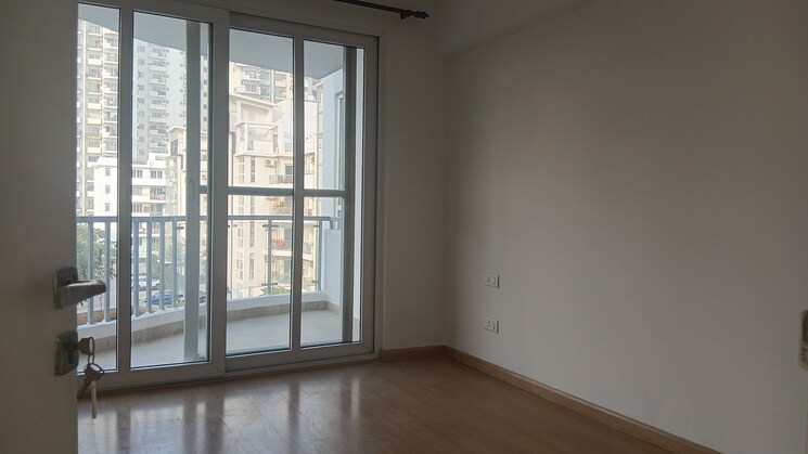 Room, emaar-the-palm-drive-the-premier-terraces 3 Bedroom 2125 Sq.Ft. Apartment In Sector 66 Gurgaon 9788430