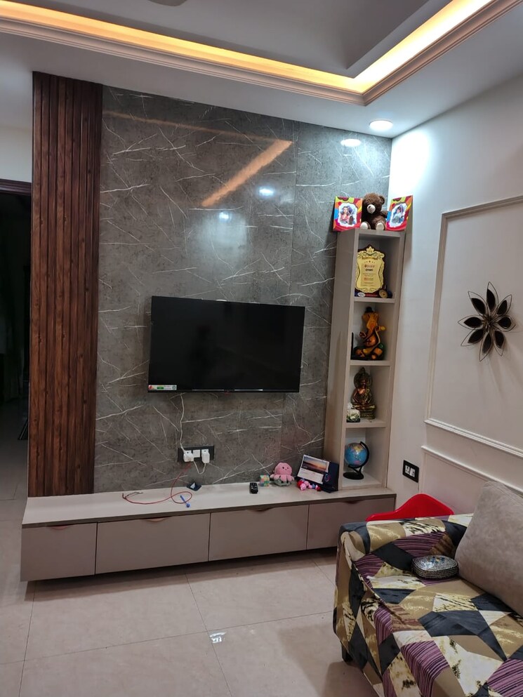 Room, sector 84 3 Bedroom 150 Sq.Yd. Builder Floor In Sector 84 Faridabad 9788457
