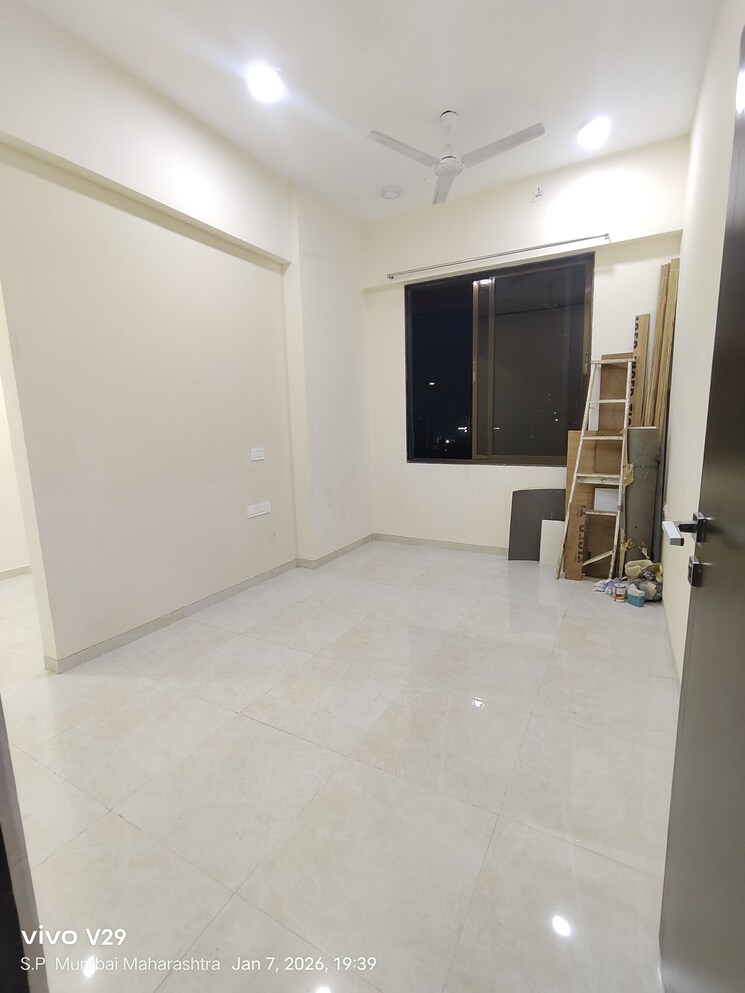 Cover Image, lodha-vista 1 Bedroom 400 Sq.Ft. Apartment In Lower Parel Mumbai 9788477