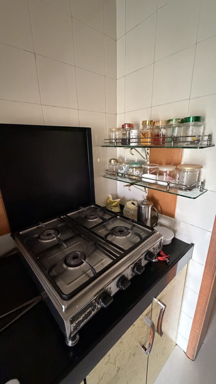 Kitchen, etco-eco-heights 2 Bedroom 800 Sq.Ft. Apartment In Andheri East Mumbai 9788474