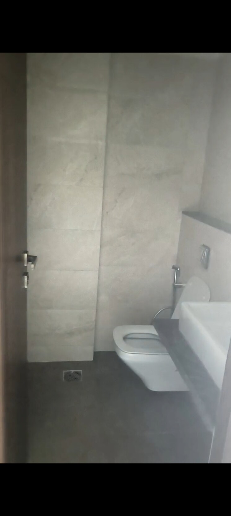 Bathroom, omkar-vayu 3 Bedroom 1250 Sq.Ft. Apartment In Mahim Mumbai 9788566