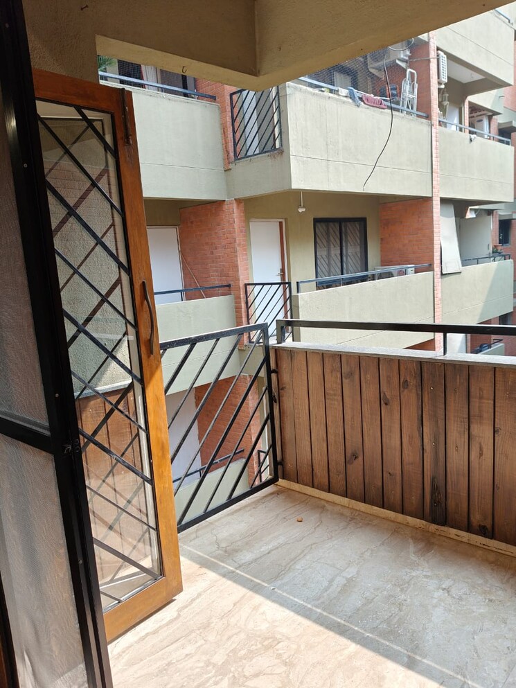 Balcony, clover-trump 2 Bedroom 950 Sq.Ft. Apartment In Koregaon Park Pune 9788632