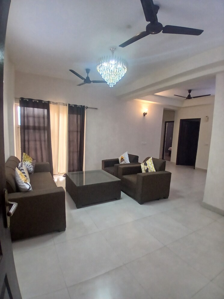 undefined, gardenia-golf-city 3 Bedroom 1350 Sq.Ft. Apartment In Sector 75 Noida 9788661