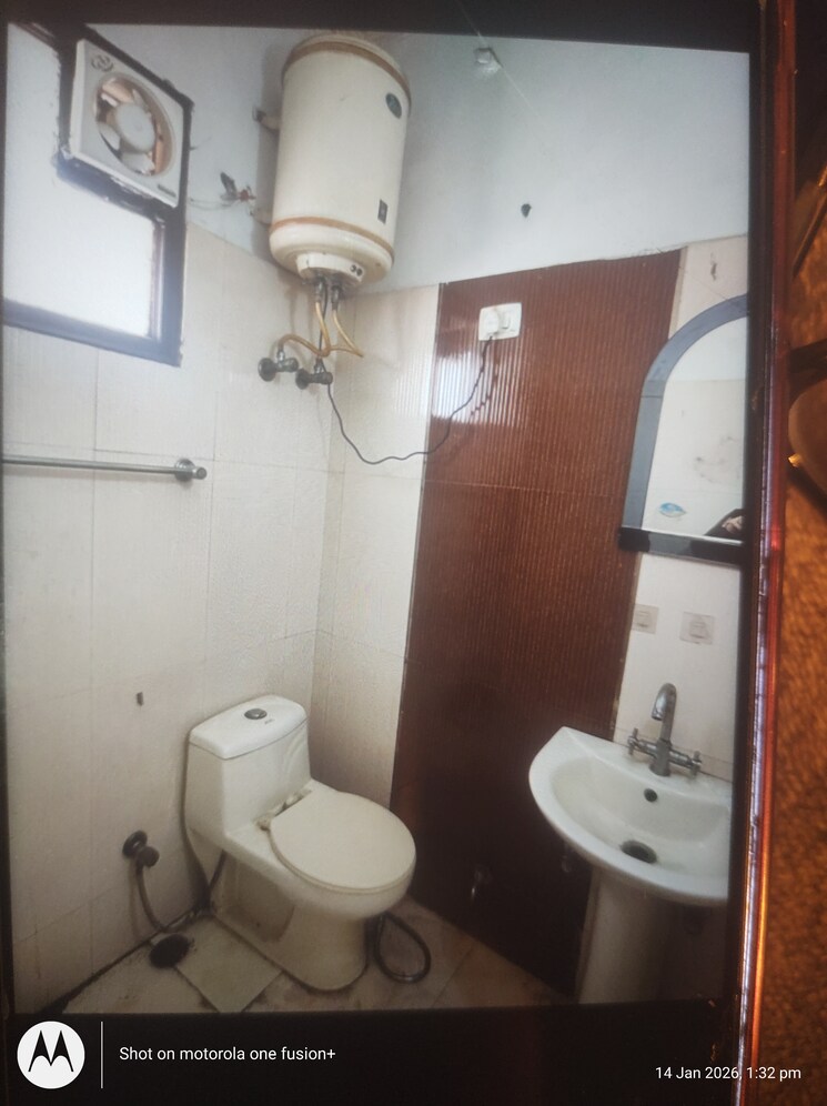 Master Bedroom, sarita vihar 4 Bedroom 2400 Sq.Ft. Apartment In Sarita Vihar Delhi 9788666