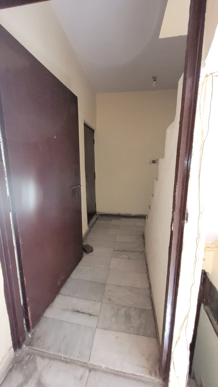 undefined, govindpuri 3 Bedroom 100 Sq.Yd. Builder Floor In Govindpuri Delhi 9788744