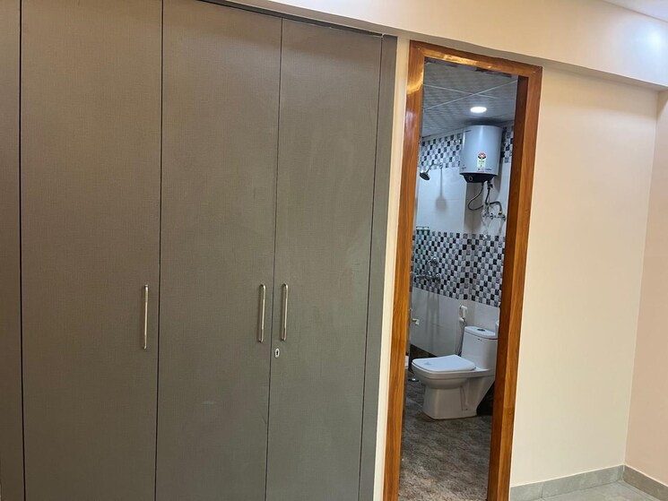 undefined, saya-gold-avenue 3 Bedroom 1755 Sq.Ft. Apartment In Vaibhav Khand Ghaziabad 9788709