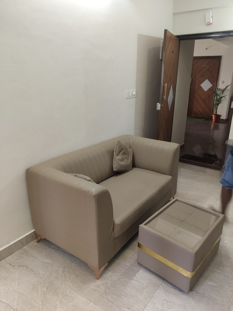 Living Room, sri-sai-residency-kadubeesanahalli 1 Bedroom 600 Sq.Ft. Apartment In Kadubeesanahalli Bangalore 9788885