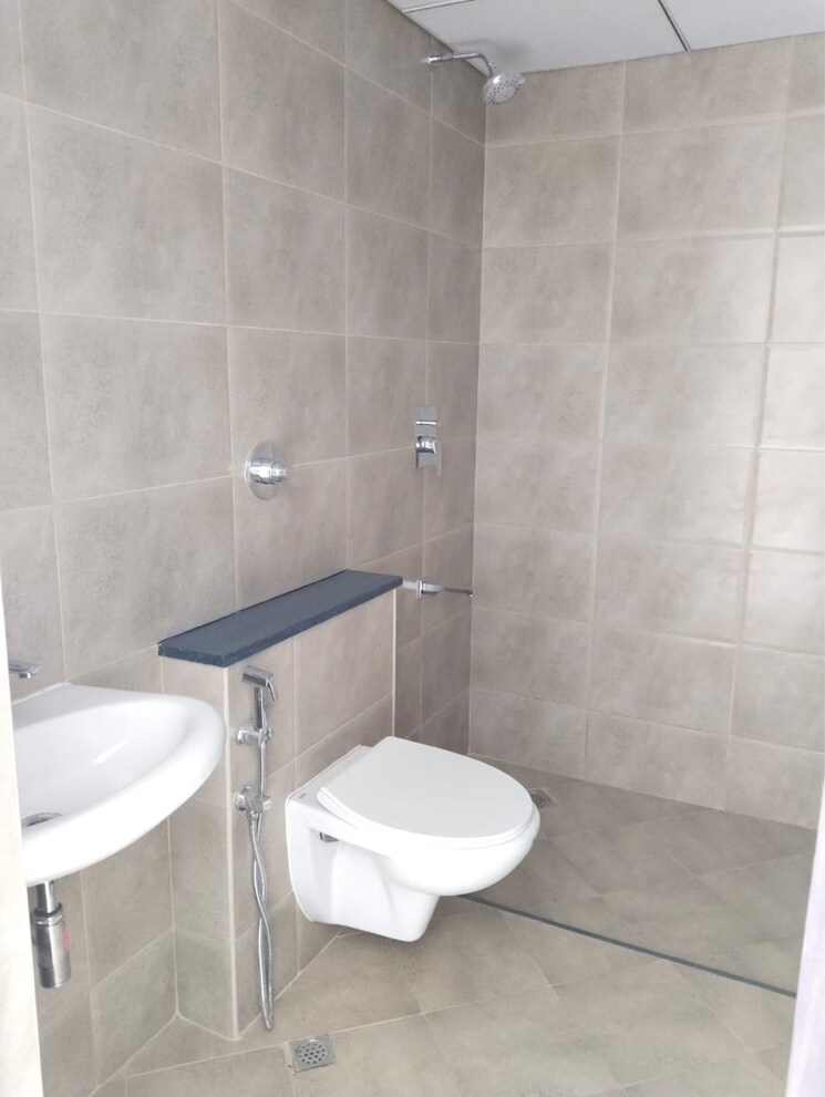 Bathroom, provident-capella 1 Bedroom 587 Sq.Ft. Apartment In Whitefield Bangalore 9742506