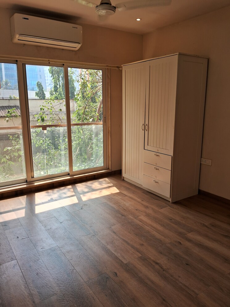 Bedroom, kings-apartment-santacruz 3 Bedroom 1200 Sq.Ft. Apartment In Santacruz East Mumbai 9789094