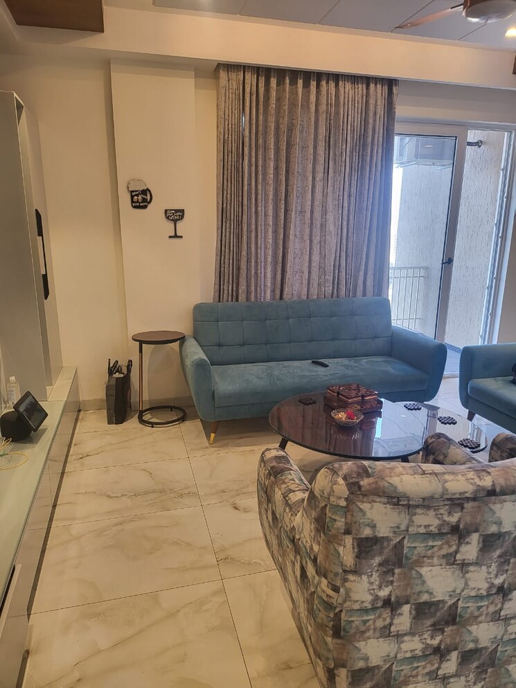 Living Room, new palam vihar phase 1 3 Bedroom 900 Sq.Ft. Apartment In New Palam Vihar Phase 1 Gurgaon 9789088