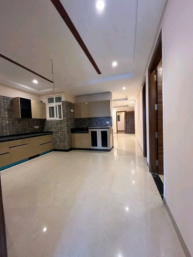 Cover Image, chattarpur 4 Bedroom 1800 Sq.Ft. Builder Floor In Chattarpur Delhi 9789355