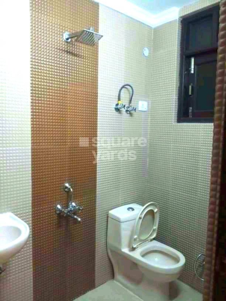 Bathroom, pratap vihar 2 Bedroom 1060 Sq.Ft. Builder Floor In Pratap Vihar Ghaziabad 9789563