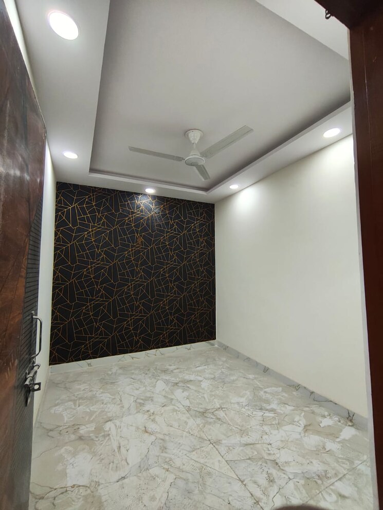 Cover Image, govindpuri 2 Bedroom 60 Sq.Yd. Builder Floor In Govindpuri Delhi 9789512
