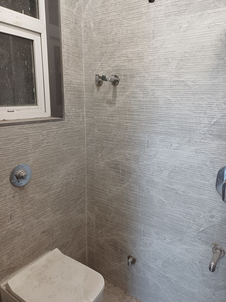 Bathroom, shanti-tower-prabhadevi 1 Bedroom 400 Sq.Ft. Apartment In Prabhadevi Mumbai 9789708