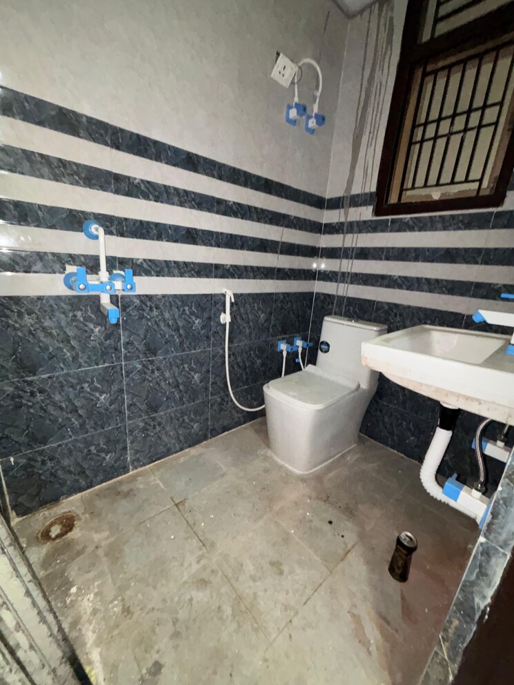 Cover Image, samridhi-luxury-homes 3 Bedroom 1400 Sq.Ft. Builder Floor In Baraula Noida 9789786