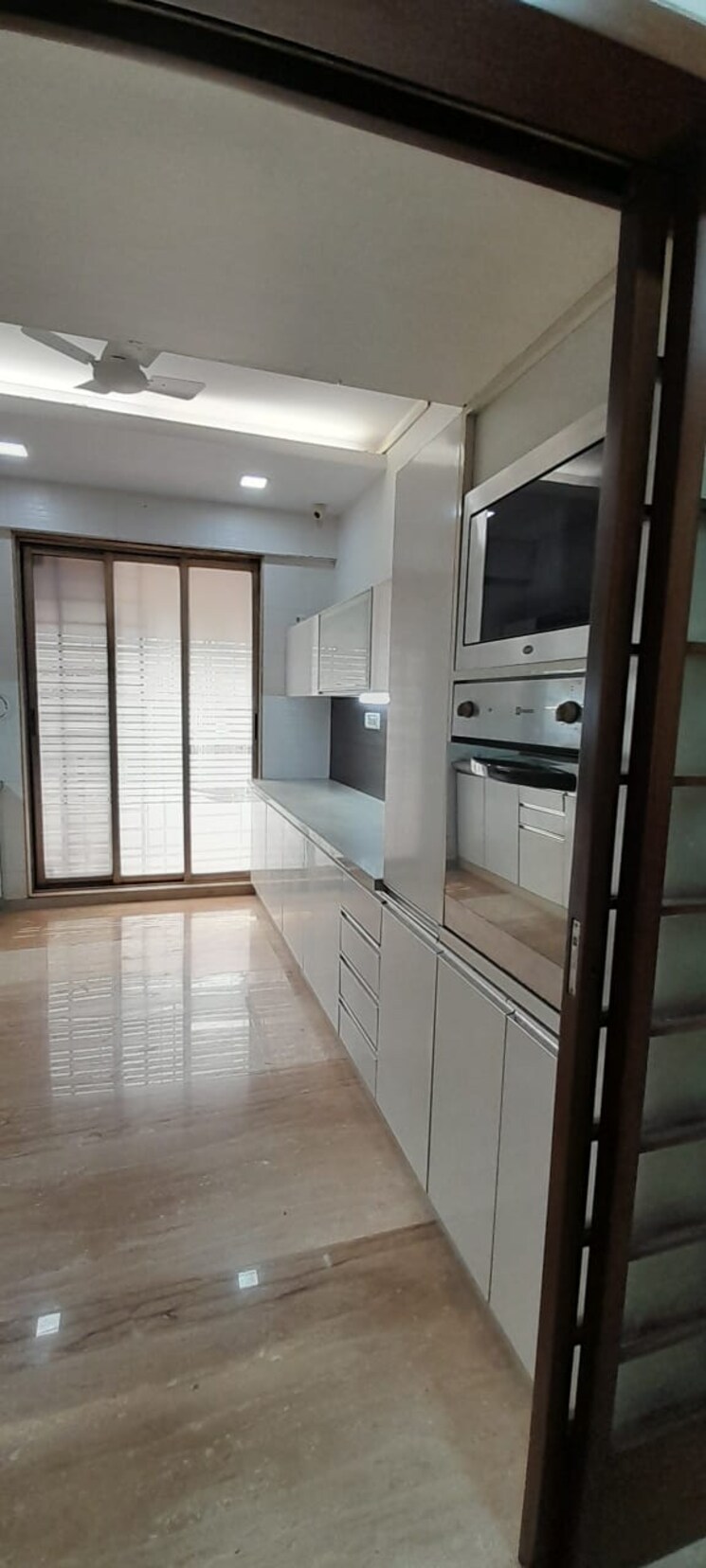 Kitchen, anand-ashram 3 Bedroom 1650 Sq.Ft. Apartment In Khar West Mumbai 9790093