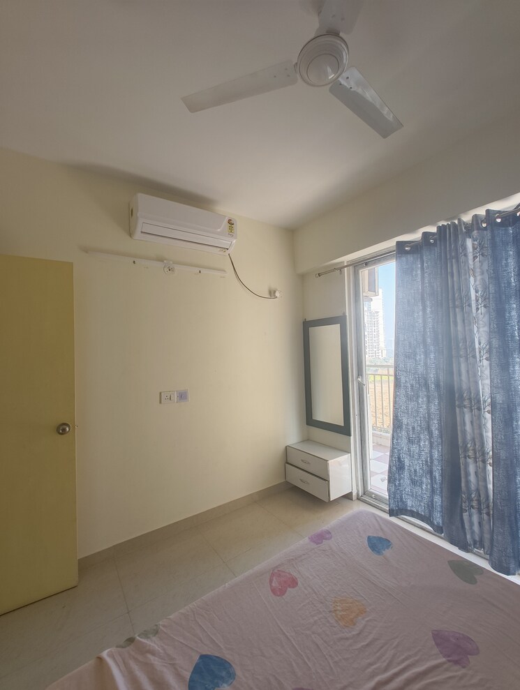 Room, shree-vardhman-green-court 2 Bedroom 700 Sq.Ft. Apartment In Sector 90 Gurgaon 9790061